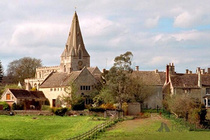 4 Bedroom Property For Sale In Wood Road, Kings Cliffe, Peterborough, PE8