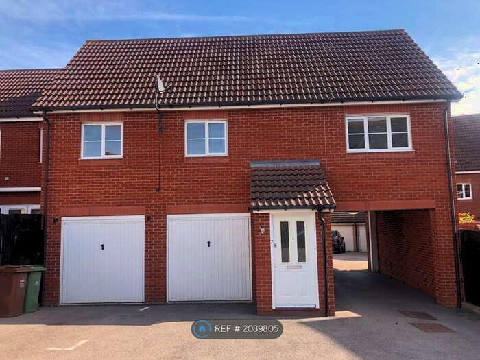 2 Bedroom Flat To Rent In Carillon Close, Hoo, Rochester, ME3