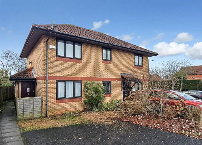 1 Bedroom End Of Terrace House For Sale In Burano Grove, Wavendon Gate, MK7