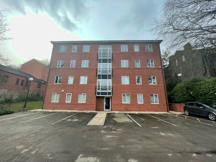 1 Bedroom Flat To Rent In Meanwood Road, Leeds, West Yorkshire, LS7