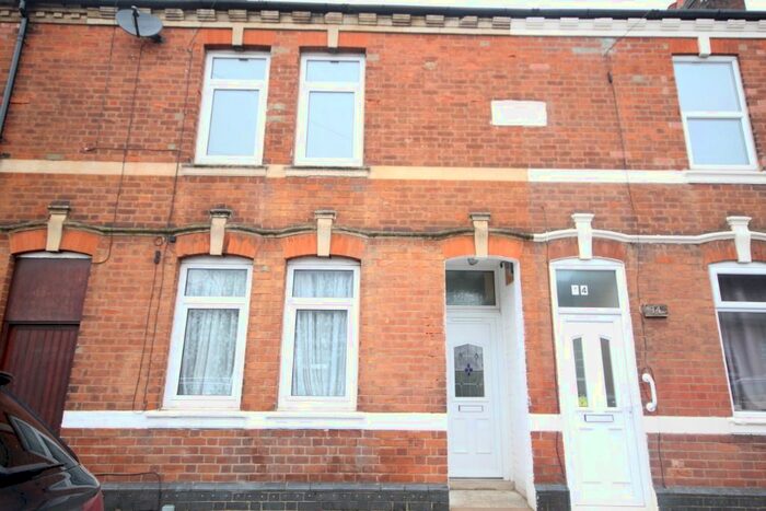 3 Bedroom Terraced House To Rent In Dryden Street, Kettering, NN16