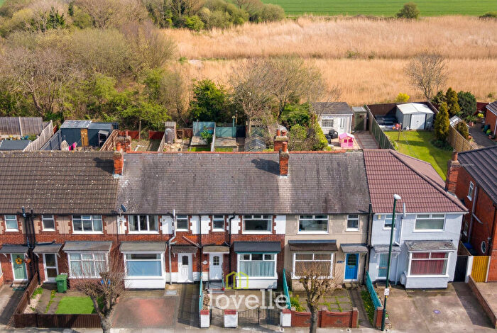 3 Bedroom Terraced House For Sale In Chelmsford Avenue, Grimsby, DN34