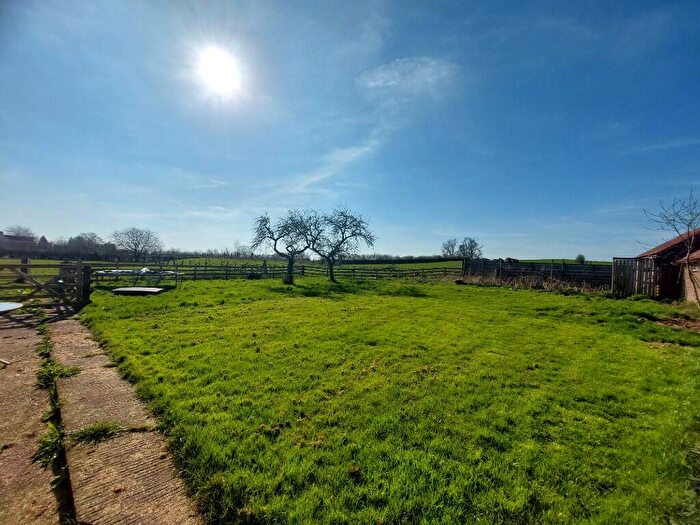 3 Bedroom Detached House To Rent In , ST18