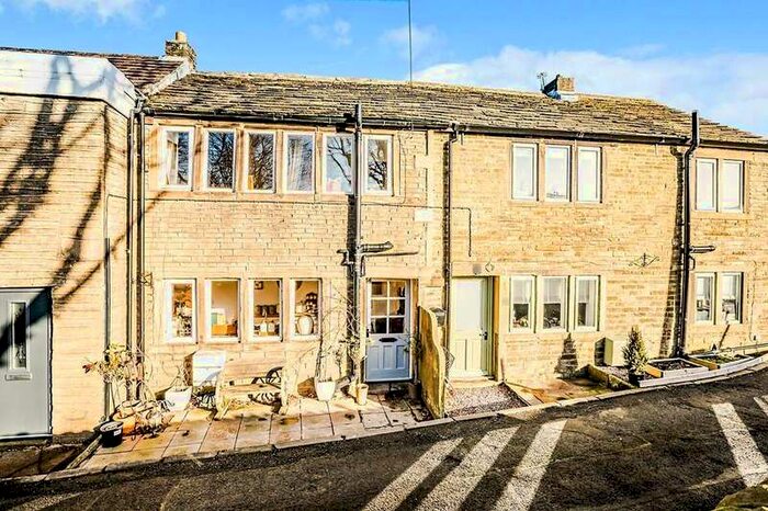 2 Bedroom Cottage To Rent In Booth House Lane, Holmfirth, West Yorkshire, HD9