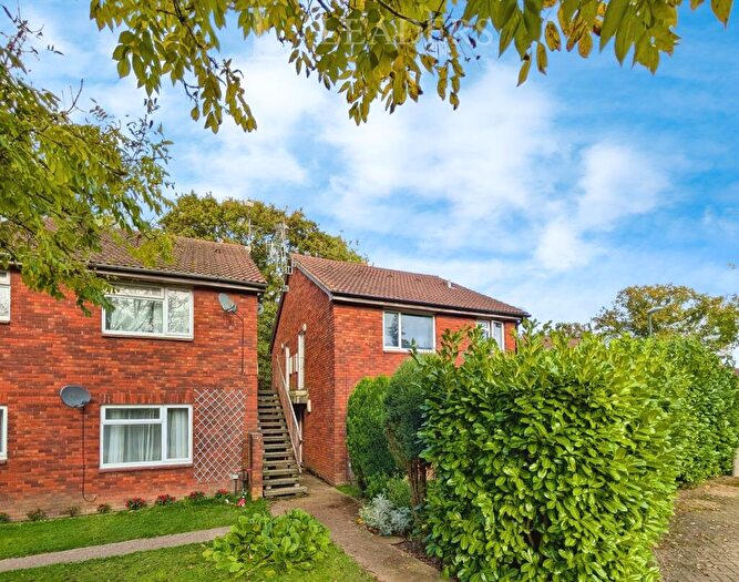 Maisonette To Rent In Cottesmore Green, Crawley, RH11