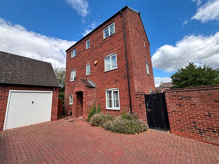 5 Bedroom End Of Terrace House For Sale In Round House Park, Horsehay, Telford, Shropshire, TF4