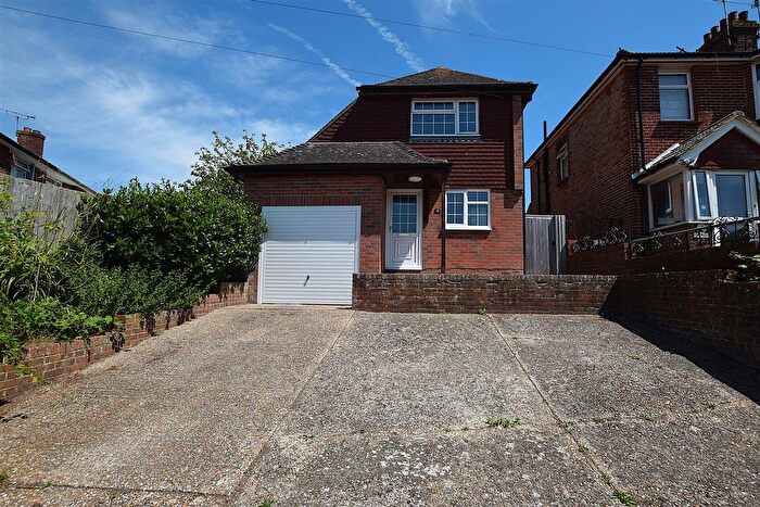 3 Bedroom Detached House To Rent In Maberley Road, Bexhill-On-Sea, TN40