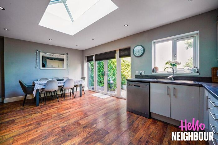 3 Bedroom End Of Terrace House To Rent In Cranford Road, Dartford, DA1