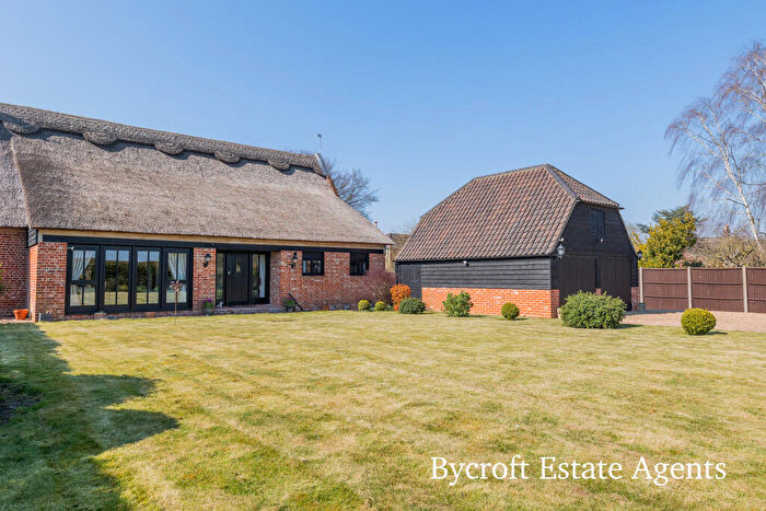 3 Bedroom Barn Conversion For Sale In Back Lane, Rollesby, NR29