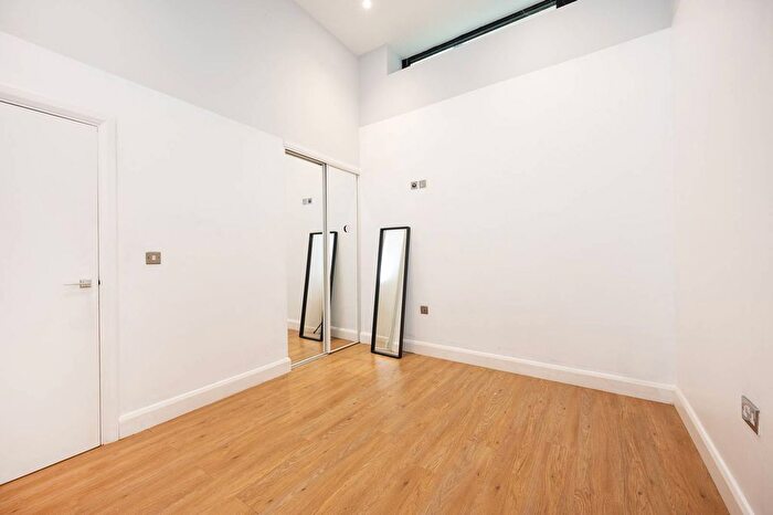 1 Bedroom Flat To Rent In Redchurch Street, Shoreditch, London, E2