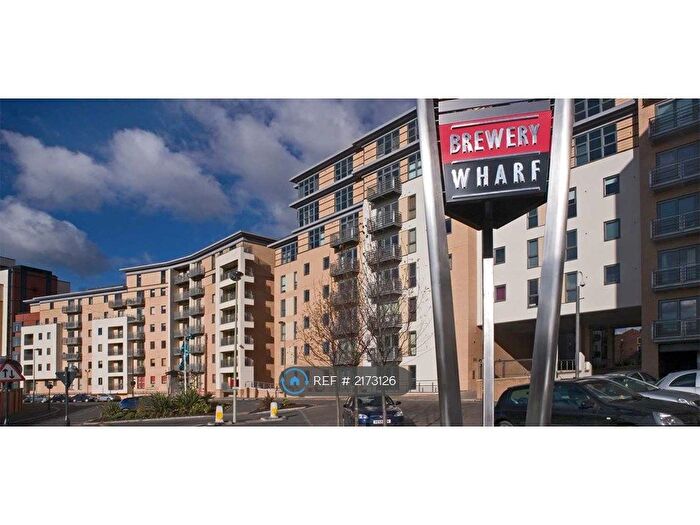 1 Bedroom Flat To Rent In Balmoral Place, Hunslet, Leeds, LS10