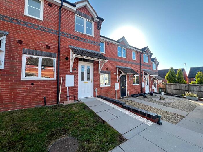 2 Bedroom House To Rent In Low Field Lane, Redditch, B97