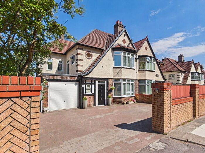 4 Bedroom Semi Detached House For Sale In Woolton Road, Woolton, Liverpool., L25
