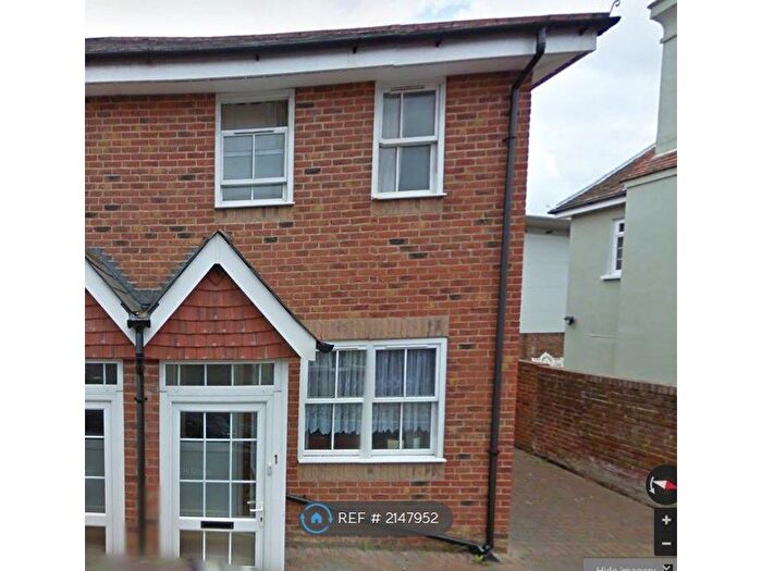 2 Bedroom End Of Terrace House To Rent In St Cross Lane, Newport, PO30