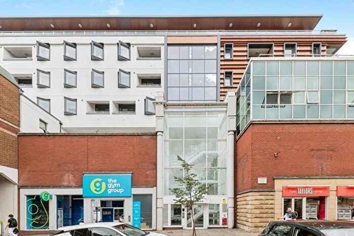 1 Bedroom Flat For Sale In Great Western Street, Aylesbury, Buckinghamshire, HP20