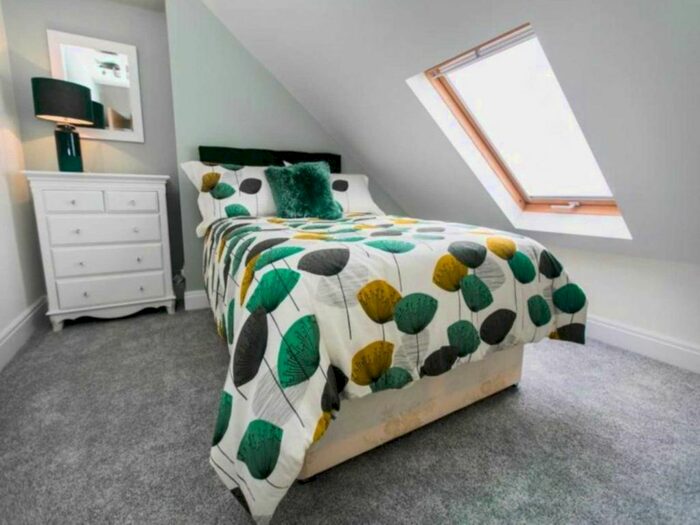 3 Bedroom Flat To Rent In Ninian Road, Cardiff, CF23