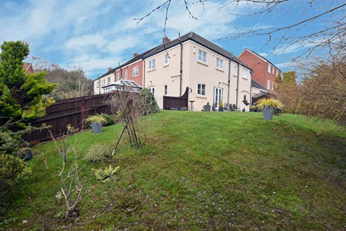 3 Bedroom End Terrace House For Sale In Belvedere Court, Hinkshay Road, Dawley, TF4