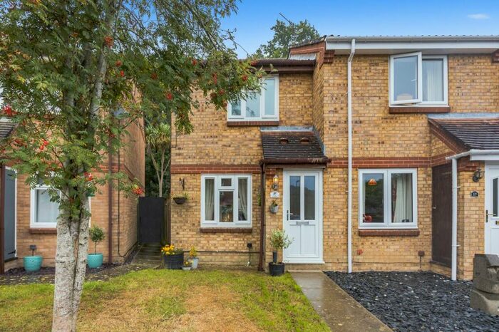 2 Bedroom End Of Terrace House To Rent In Jay Close, Southwater, RH13