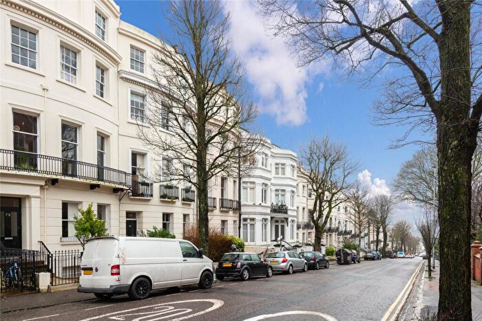 2 Bedroom Flat To Rent In Montpelier Road, Brighton, East Sussex, BN1