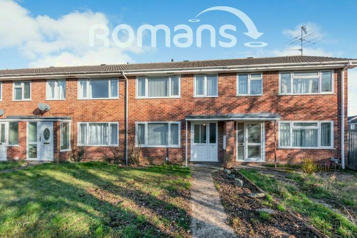 3 Bedroom Terraced House To Rent In Porter Road, RG22