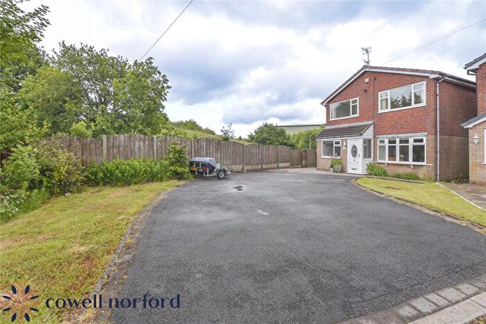 4 Bedroom Detached House For Sale In Leander Drive, Castleton, Rochdale, OL11