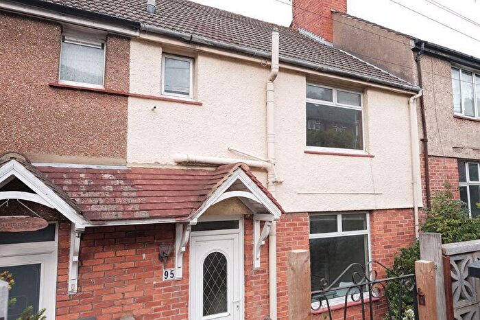 3 Bedroom Terraced House For Sale In Coombe Road, Brighton, BN2