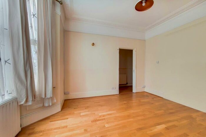 4 Bedroom House To Rent In Laleham Road, Catford, London, SE6