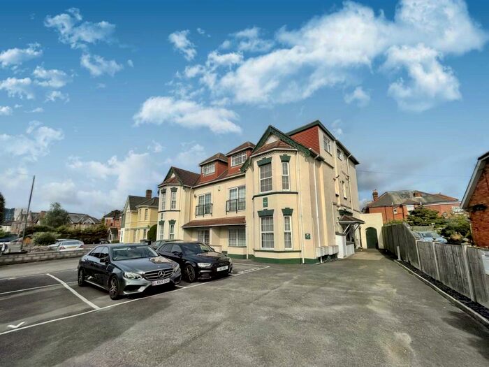 1 Bedroom Flat To Rent In Please Apply Via Rightmove Or Zoopla Not By Calling The Office &pound;. Deposit And Council Tax A, BH8