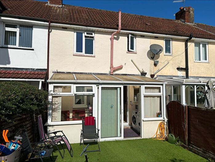 2 Bedroom House To Rent In New Fosseway Road, Whitchurch, BS14