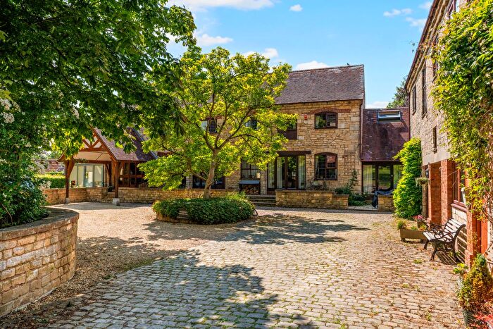 3 Bedroom Terraced House For Sale In Haresfield Court, Haresfield, GL10