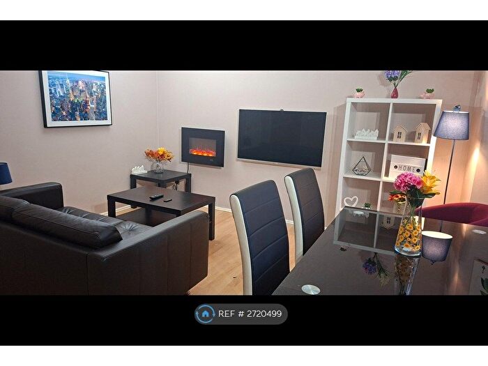 1 Bedroom Flat To Rent In New City Road, Glasgow, G4