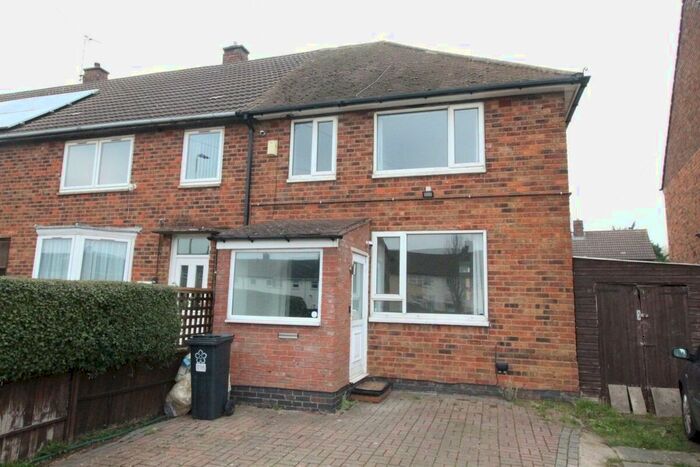 3 Bedroom Semi-Detached House To Rent In Dominion Road, Leicester, LE3