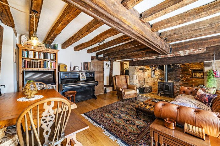 2 Bedroom Cottage For Sale In Church Street, Shillington, SG5