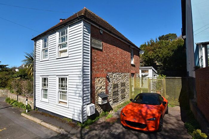 2 Bedroom Detached House For Sale In Hillside Street, Hythe, CT21