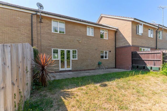 3 Bedroom Terraced House To Rent In Horn Book, Saffron Walden, Essex, CB11