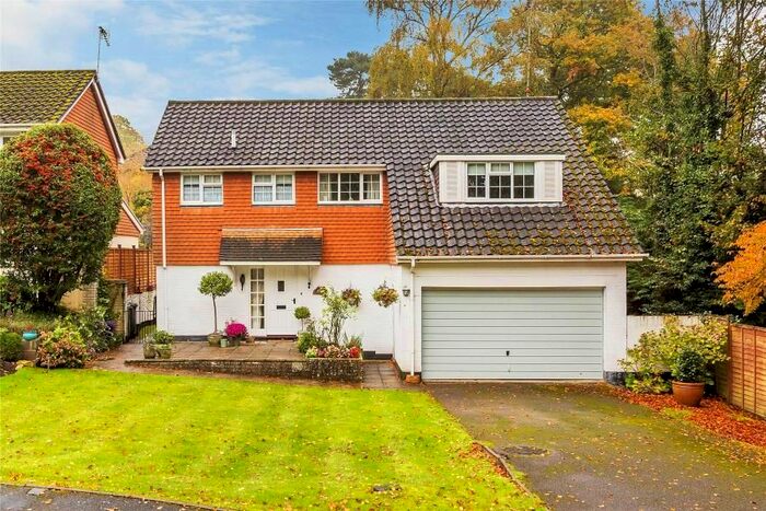 4 Bedroom Property To Rent In Langley Drive, Camberley, GU15