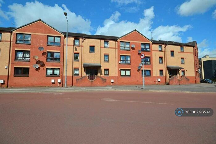 2 Bedroom Flat To Rent In James Street, Glasgow, G40