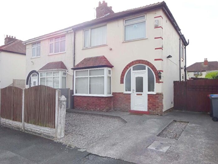 3 Bedroom Semi-Detached House For Sale In West Drive West, Thornton-Cleveleys, Lancashire, FY5