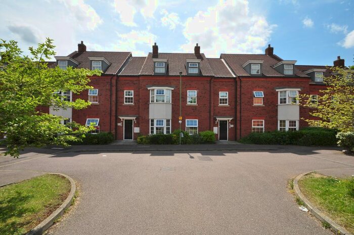 1 Bedroom Flat To Rent In Sefton Court, Welwyn Garden City, AL8