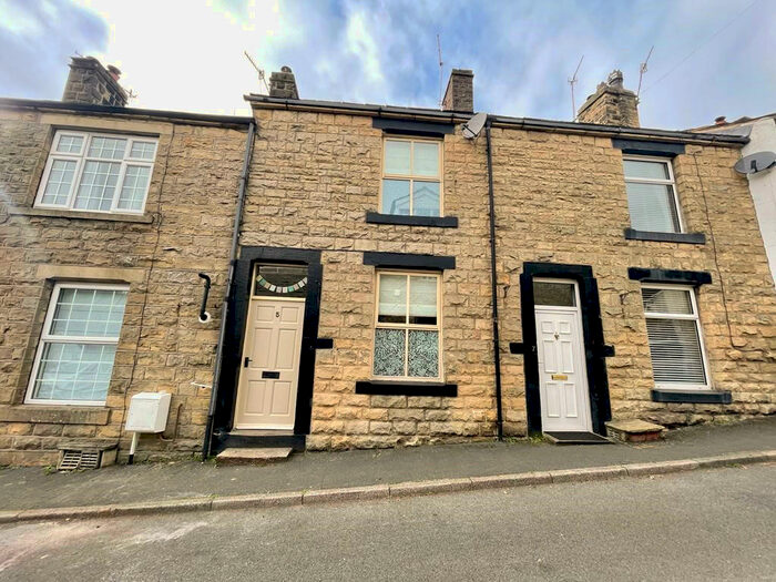 2 Bedroom Terraced House To Rent In Starkey Lane, Farnhill, BD20