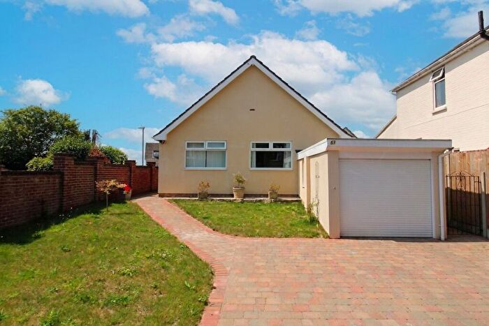 2 Bedroom Detached Bungalow For Sale In Queen Alexandra Road, Salisbury, SP2