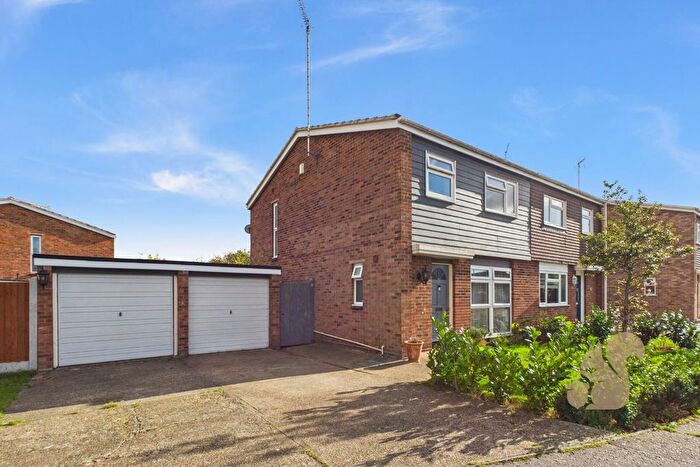 3 Bedroom Semi Detached House For Sale In Carlisle Close, Colchester, CO1