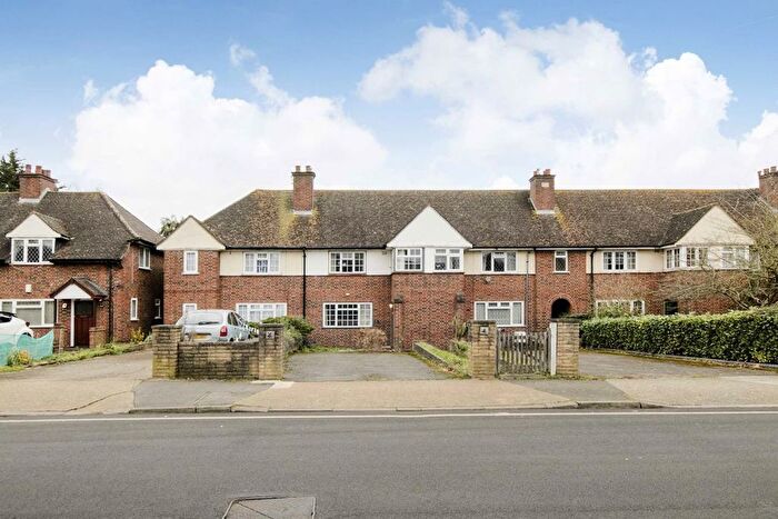 3 Bedroom Property To Rent In Robin Hood Lane, Kingston Vale, SW15