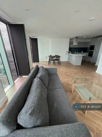 3 Bedroom Flat To Rent In Crown Street, Manchester, M15