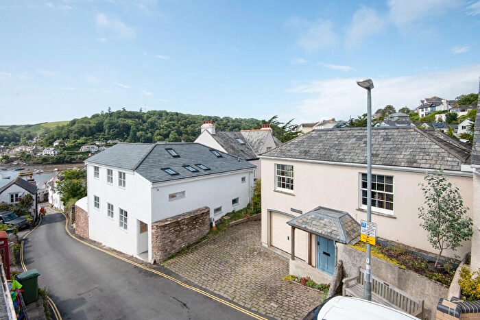 3 Bedroom Semi-Detached House To Rent In Newton Ferrers, Devon, PL8