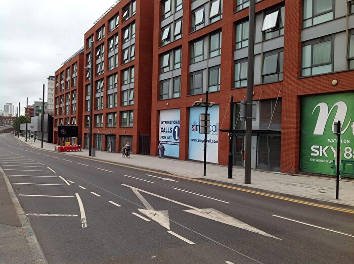 2 Bedroom Flat To Rent In High Street, London, E15