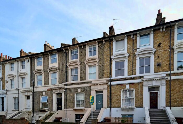 1 Bedroom Flat To Rent In Albion Road, Newington Green, London, N16