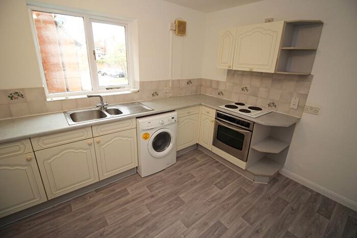 1 Bedroom Flat To Rent In Gatcombe House, Portland Road, NN10
