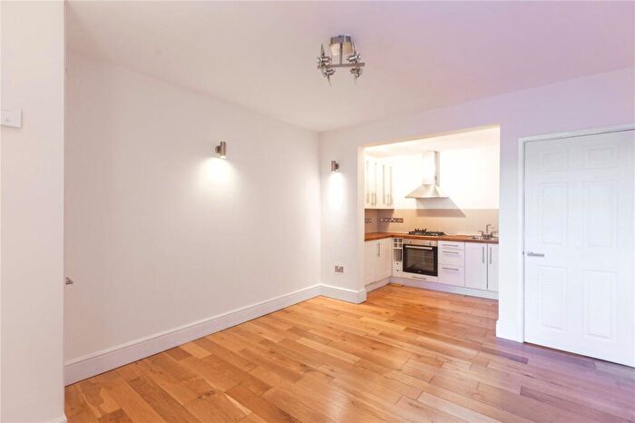 1 Bedroom Apartment To Rent In Cromwell Road, St. Andrews, Bristol, BS6