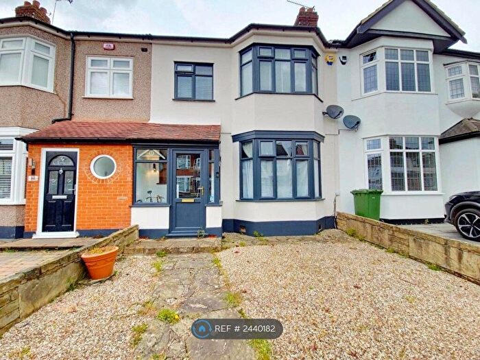 3 Bedroom Terraced House To Rent In Woodfield Drive, Romford, RM2